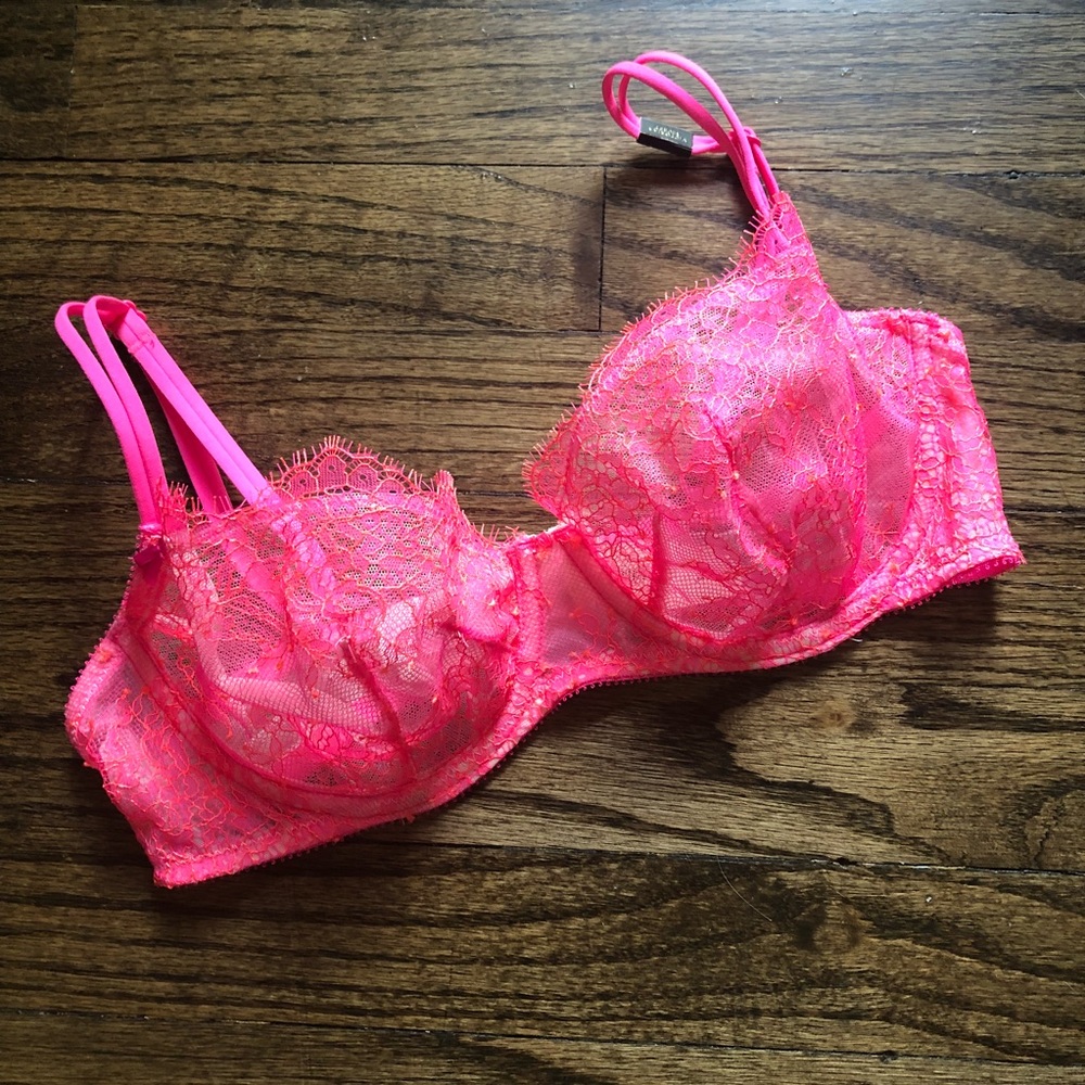 VS Pink unlined Lace Bra